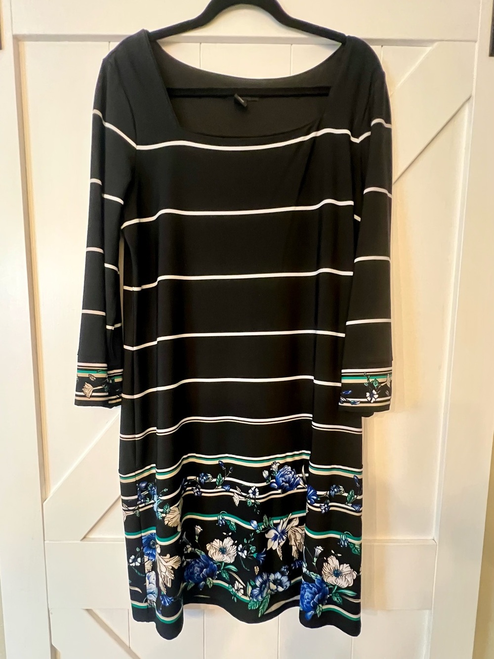 Black Striped & Floral Scoop Neck Women's Dress
